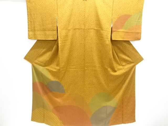 JAPANESE KIMONO / HOMONGI / TRADITIONAL PATTERN & SEIGAIHA